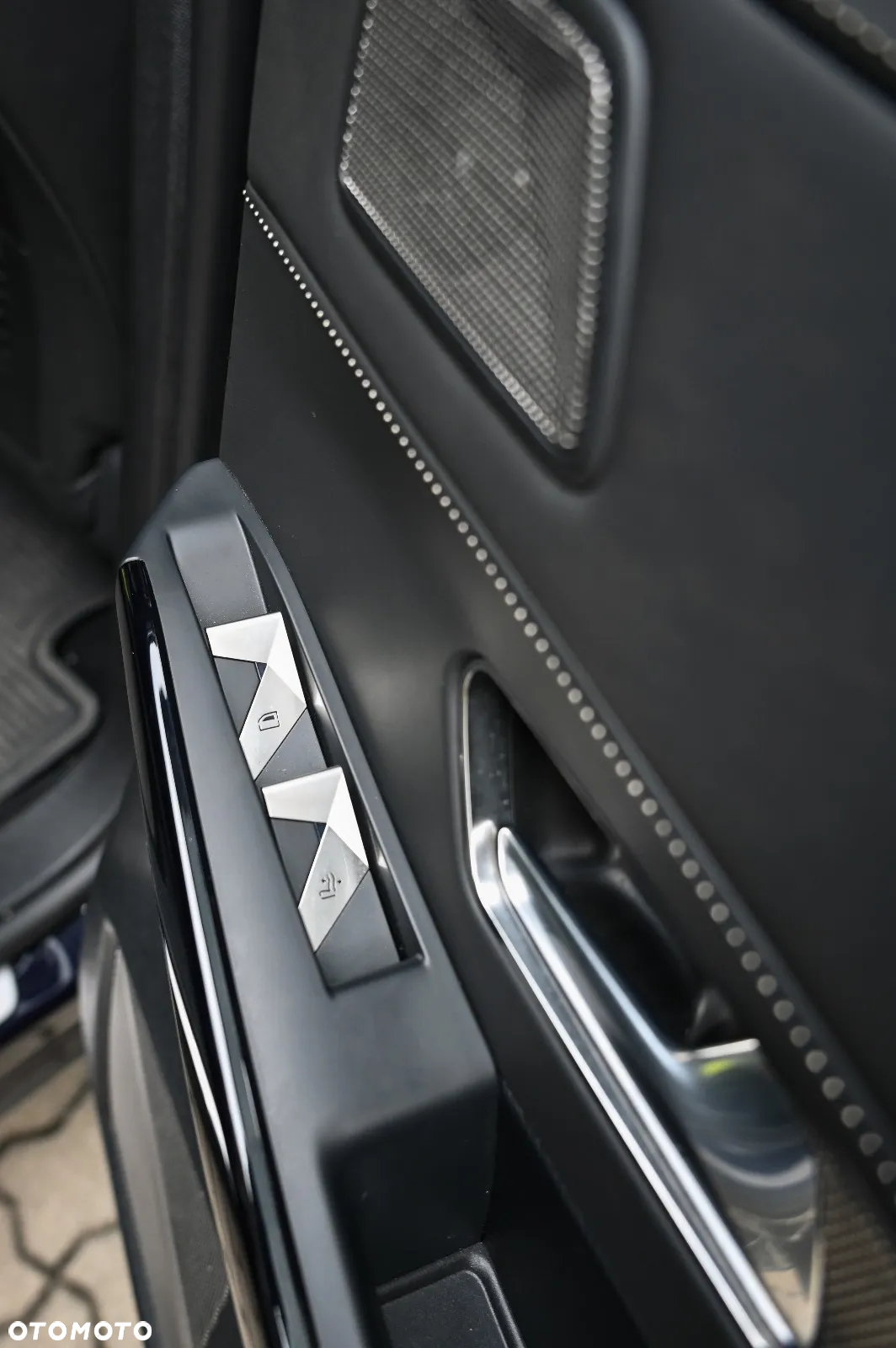 DS Automobiles DS 7 Crossback 1.6 E-Tense 4x4 Louvre - 33
