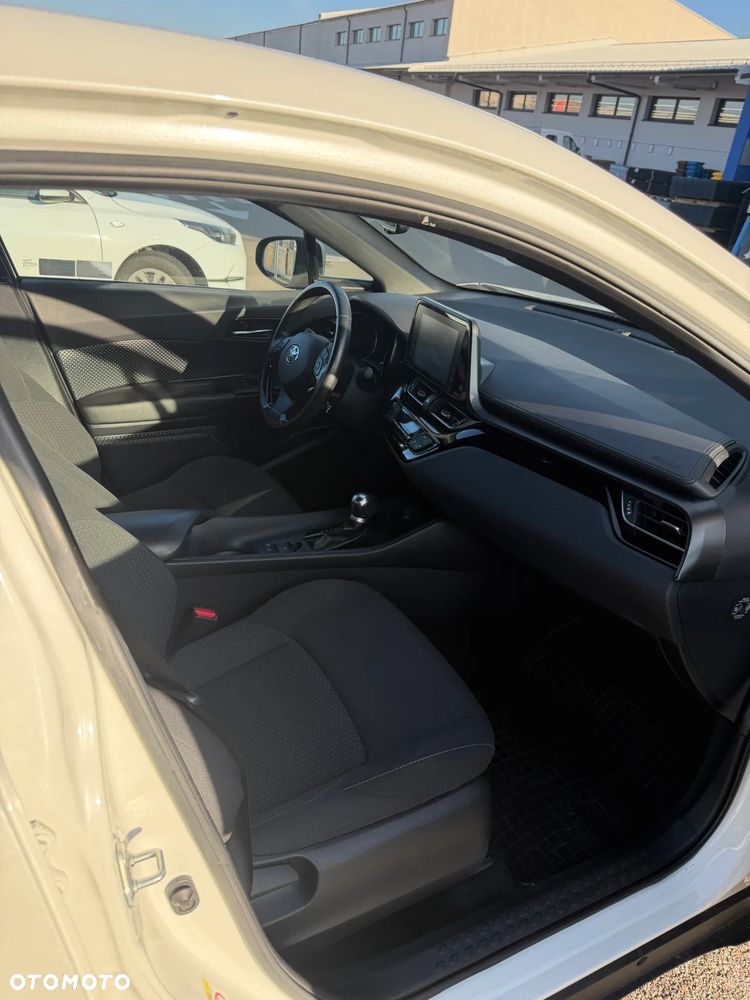 Toyota C-HR 1.8 Hybrid Premium - 11