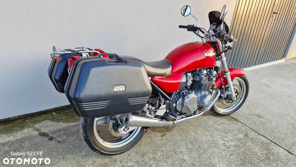 Kawasaki Zephyr - 23