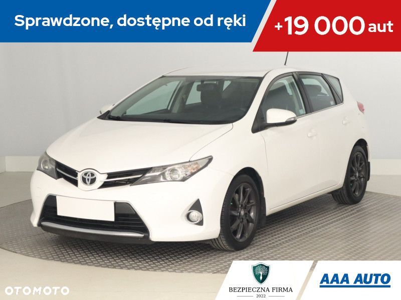 Toyota Auris - 2