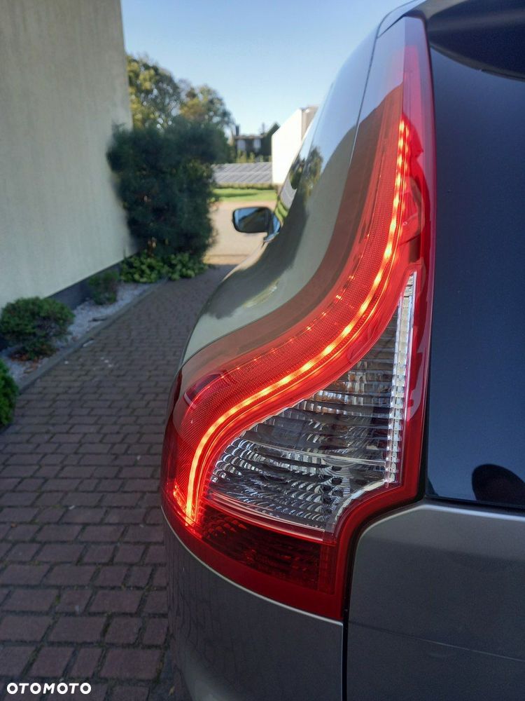 Volvo XC 60 D3 Geartronic Momentum - 20