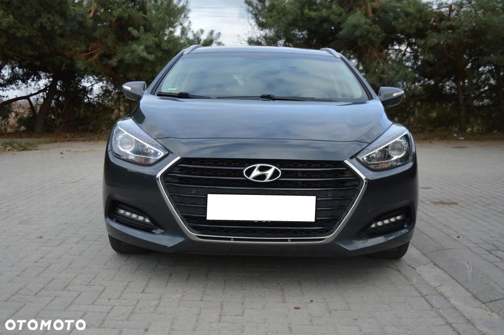 Hyundai i40 Kombi blue 1.7 CRDi DCT Premium - 6