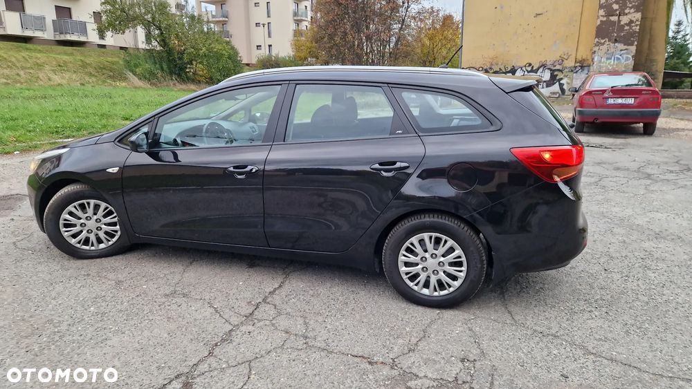 Kia Ceed 1.6 GDI Platinum Edition - 8
