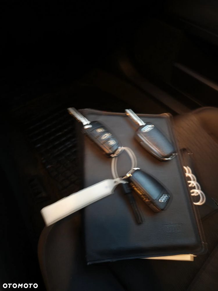 Audi A4 Limousine 1.6 - 18