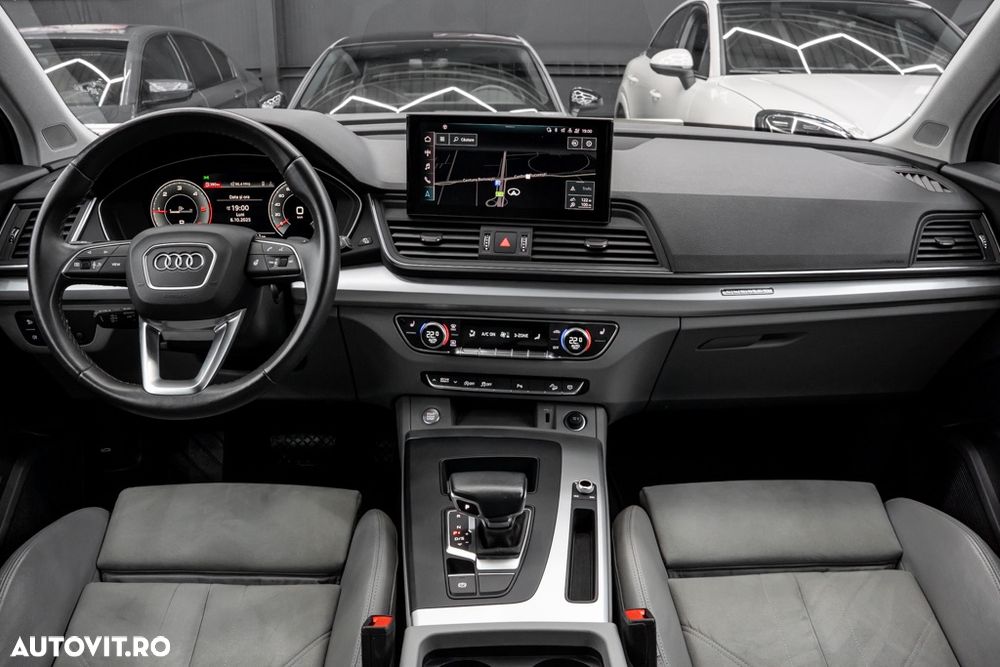 Audi Q5 40 TDI quattro S tronic MHEV Advanced - 8