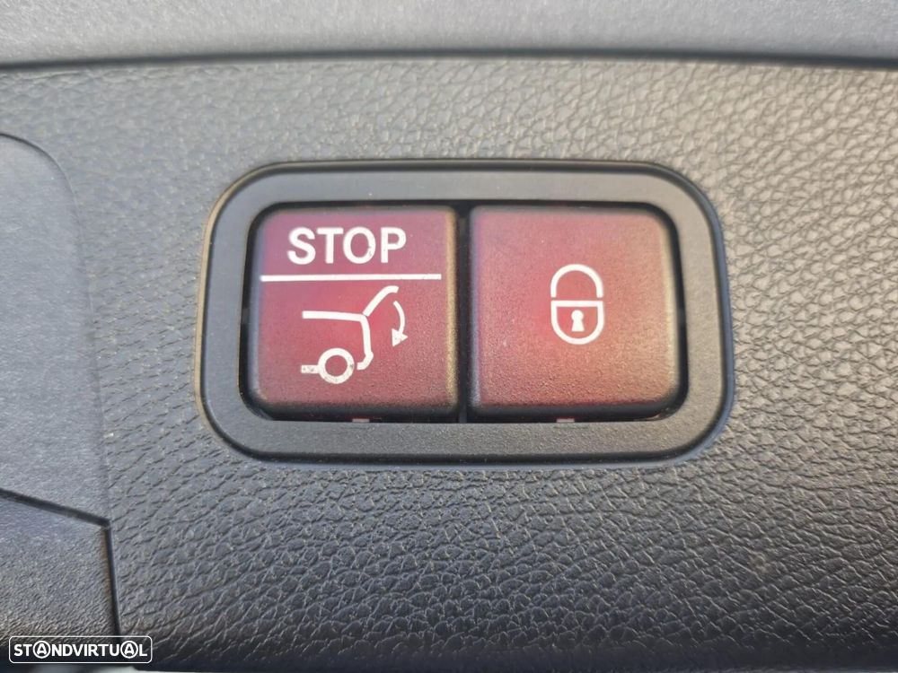 Mercedes-Benz E 300 e Station 9G-TRONIC AMG Line - 24