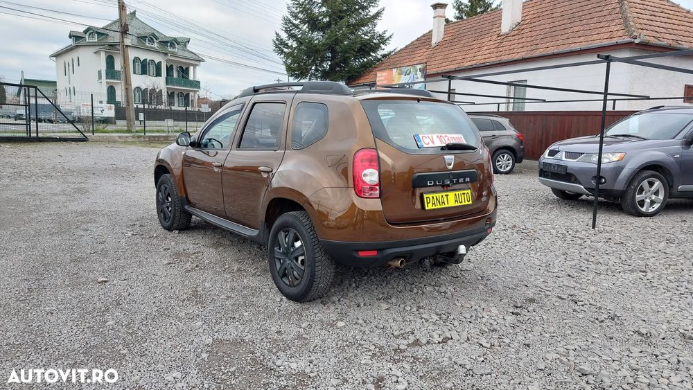 Dacia Duster dCi 110 FAP 4x4 Laureate - 6