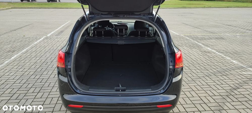 Kia Ceed 1.6 CRDi 136 ISG Dream-Team Edition - 15