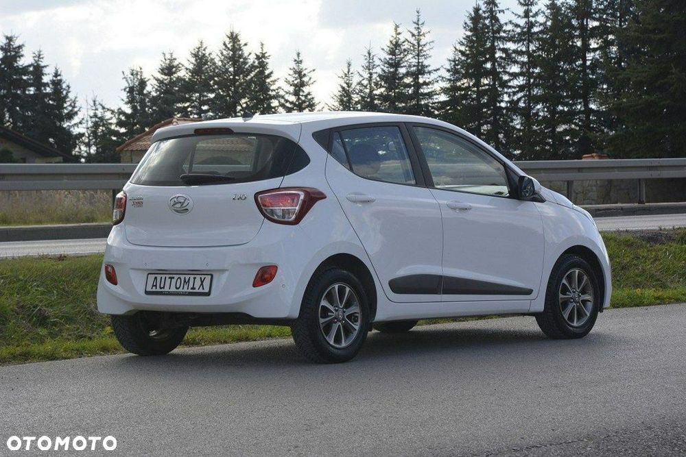 Hyundai i10 - 10