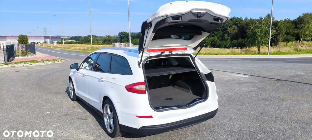 Ford Mondeo 2.0 TDCi Trend PowerShift - 10