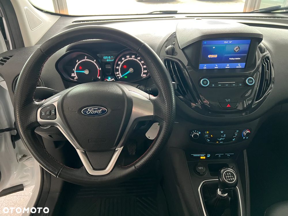 Ford Courier - 25