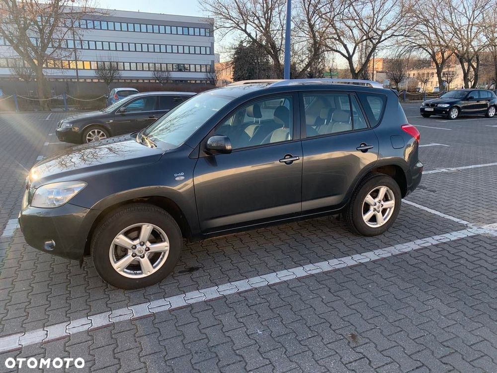 Toyota RAV4 2.2 D-4D 4x4 - 2