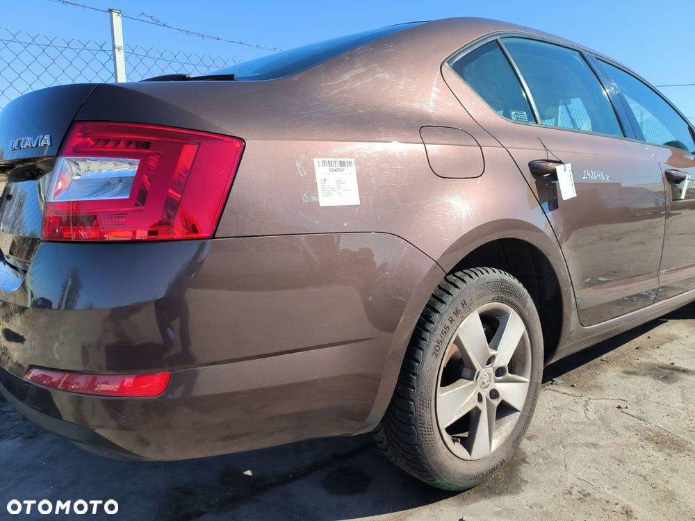 ĆWIARTKA BŁOTNIK PRAWY TYŁ SKODA OCTAVIA III LF8Z HATCHABCK - 2