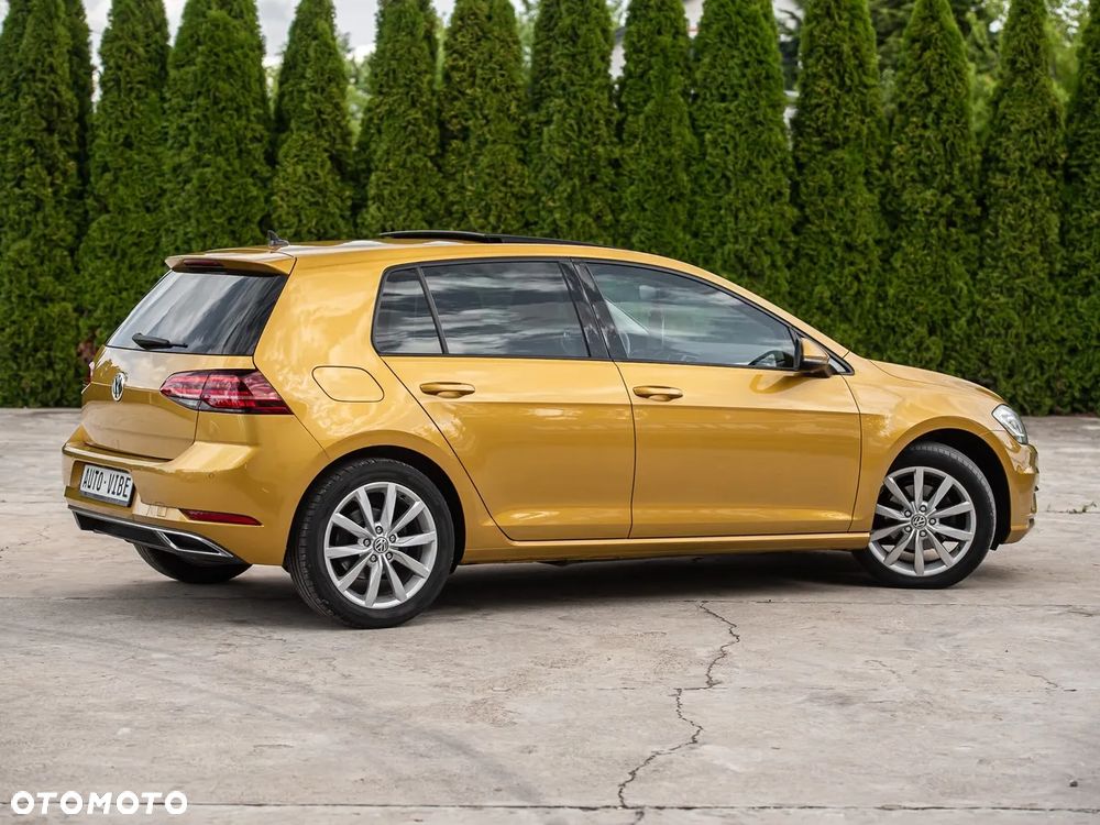 Volkswagen Golf 2.0 TDI BlueMotion Technology Edition - 14