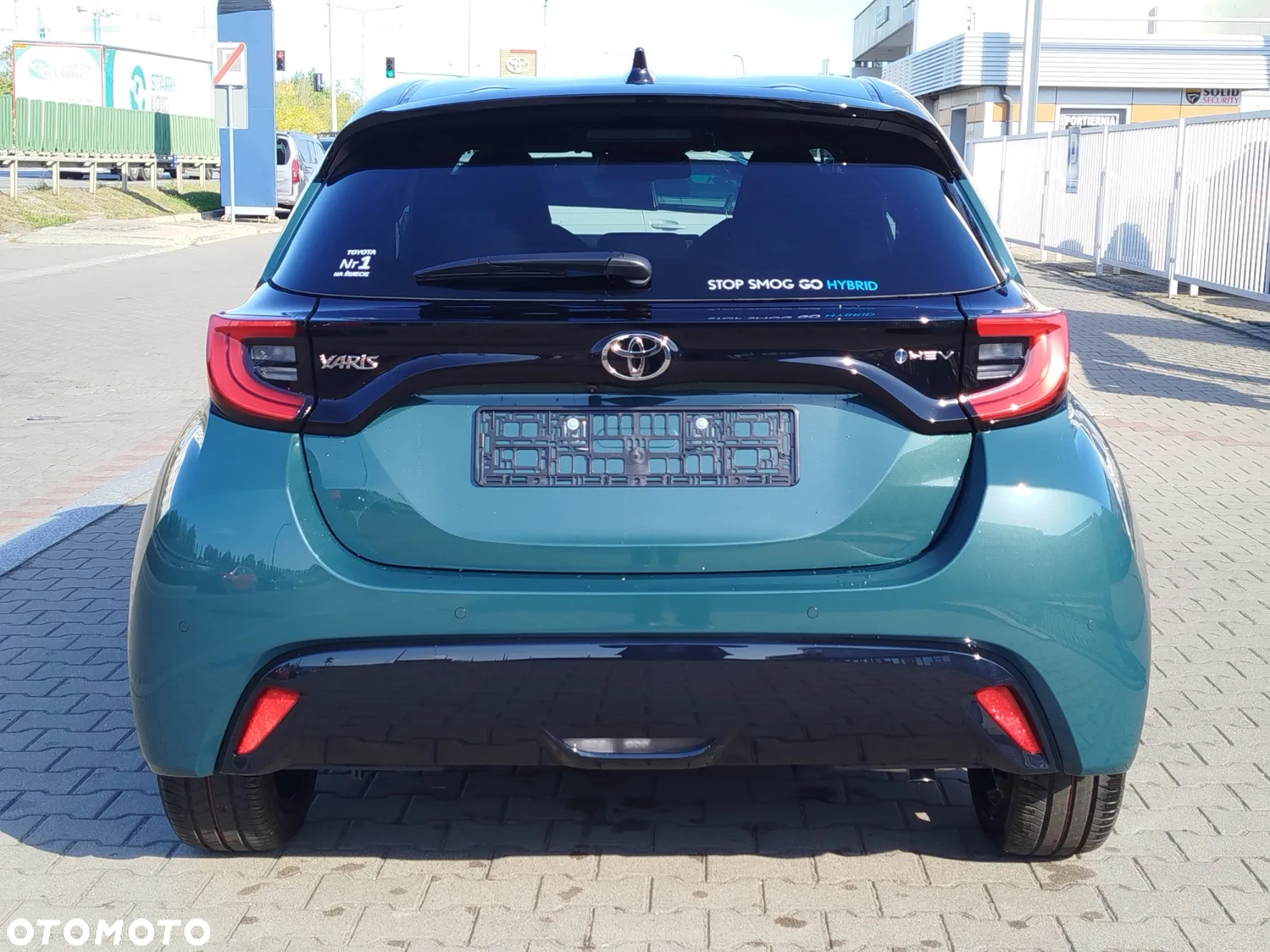Toyota Yaris Hybrid 1.5 Executive - 5