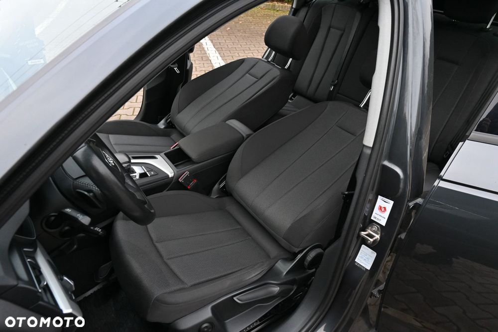 Audi A4 Avant 2.0 TDI Sport S tronic - 19