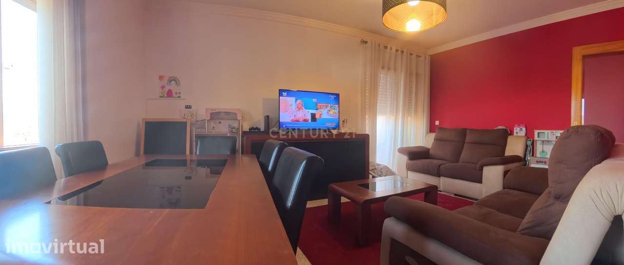 T3 em Forjães com 110 m², Garagem Fechada e Vista Desafogada - Grande imagem: 4/21