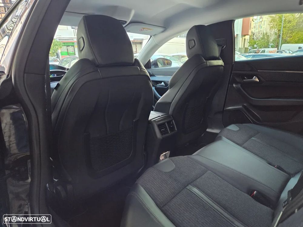 Peugeot 508 Hybrid 225 e-EAT8 Allure Pack - 14