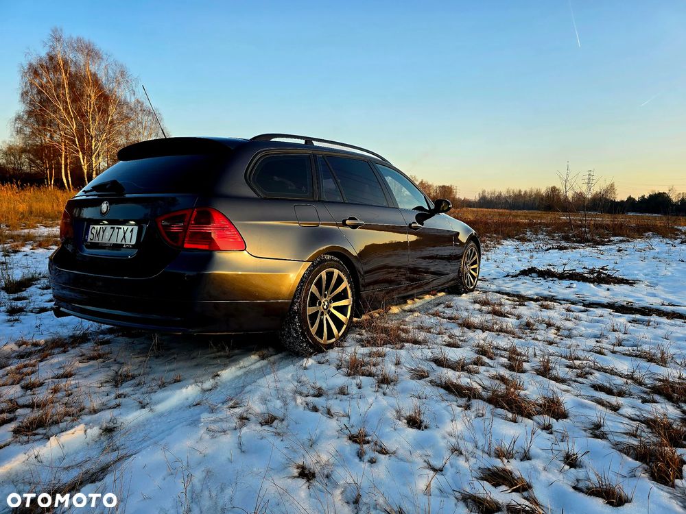 BMW Seria 3 320d - 10