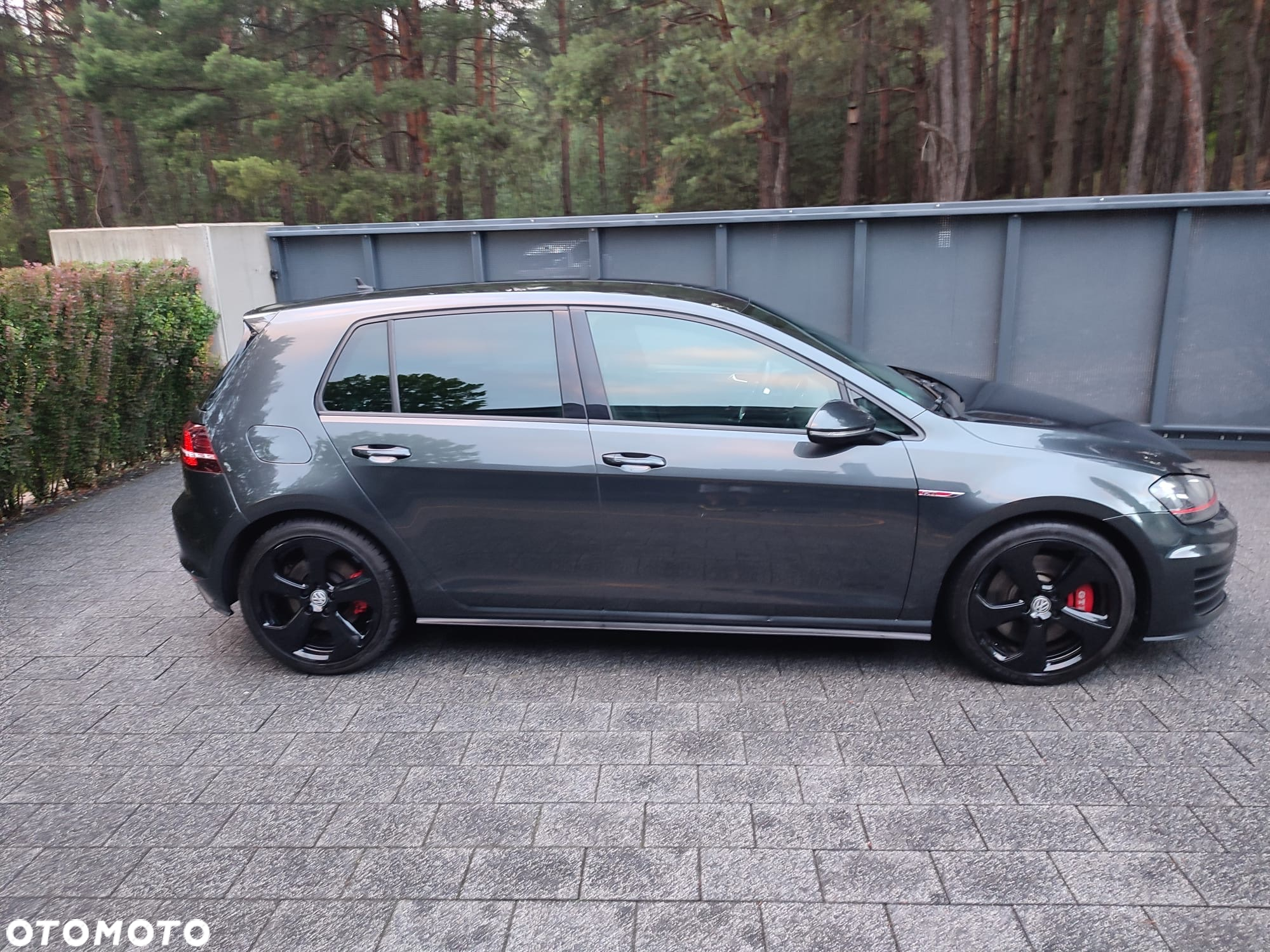 Volkswagen Golf GTI Performance BlueMotion Technology - 25