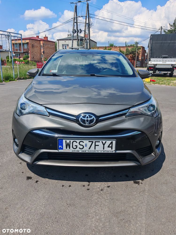 Toyota Avensis 2.0 Selection MS - 8