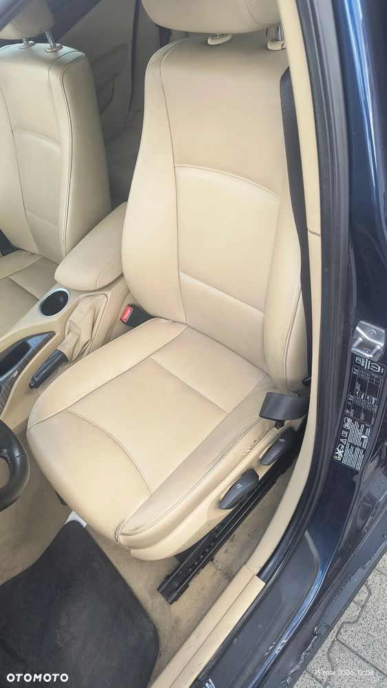 BMW X1 xDrive18d - 8