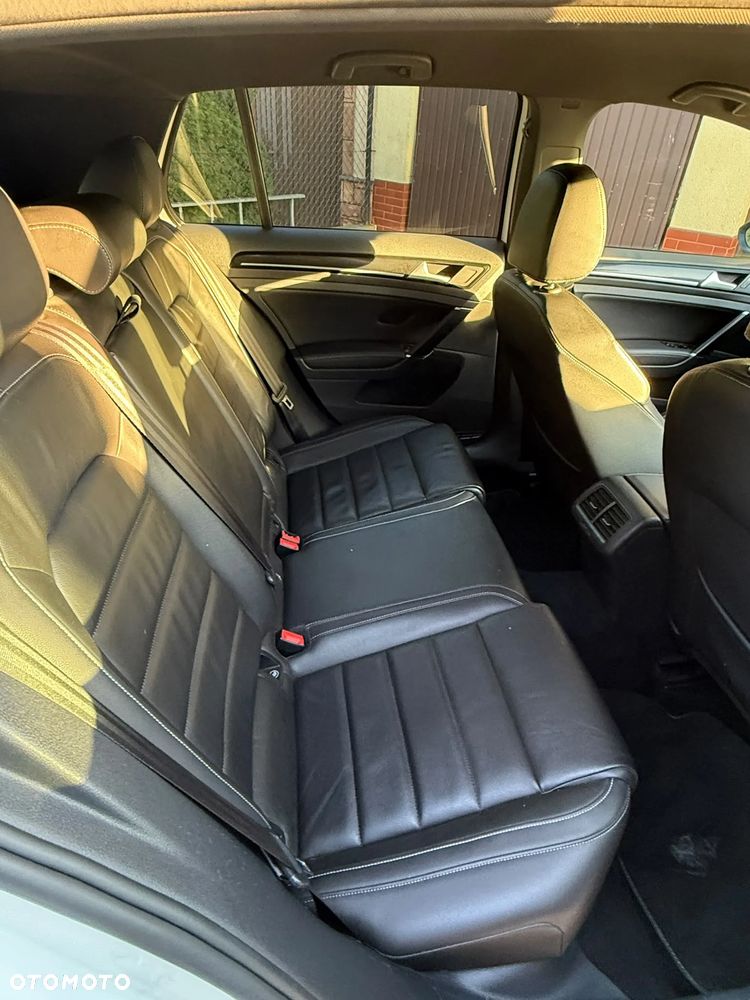 Volkswagen Golf R 4Motion BlueMotion Technology DSG - 7