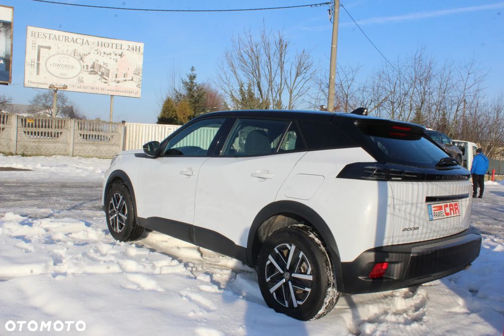 Peugeot 2008 PureTech 100 Active - 4