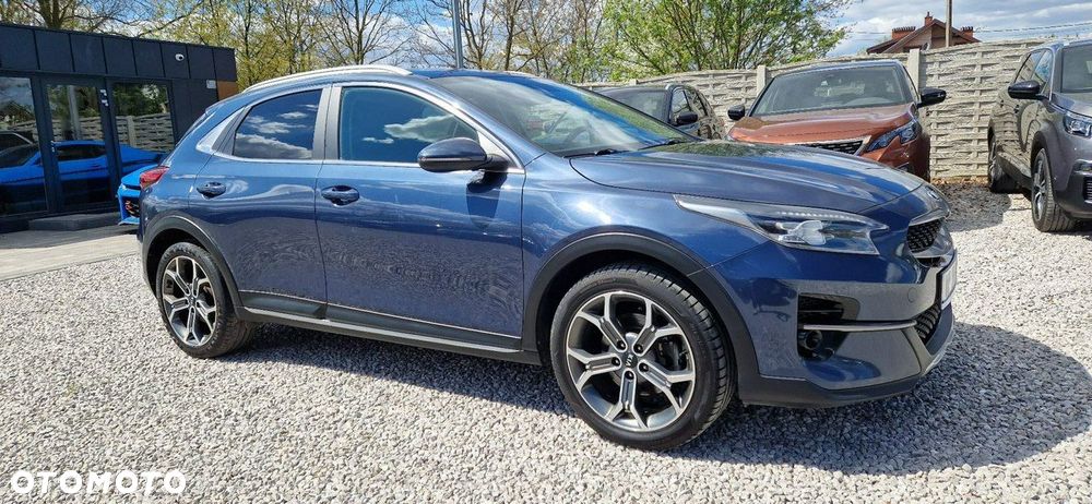 Kia XCeed - 16