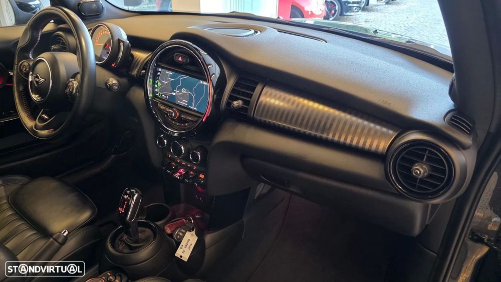 MINI 3 Portas Cooper SD Auto Desportiva - 51
