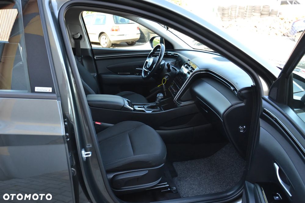 Hyundai Tucson 1.6 CRDi 48V-Hybrid 2WD DCT Select - 32