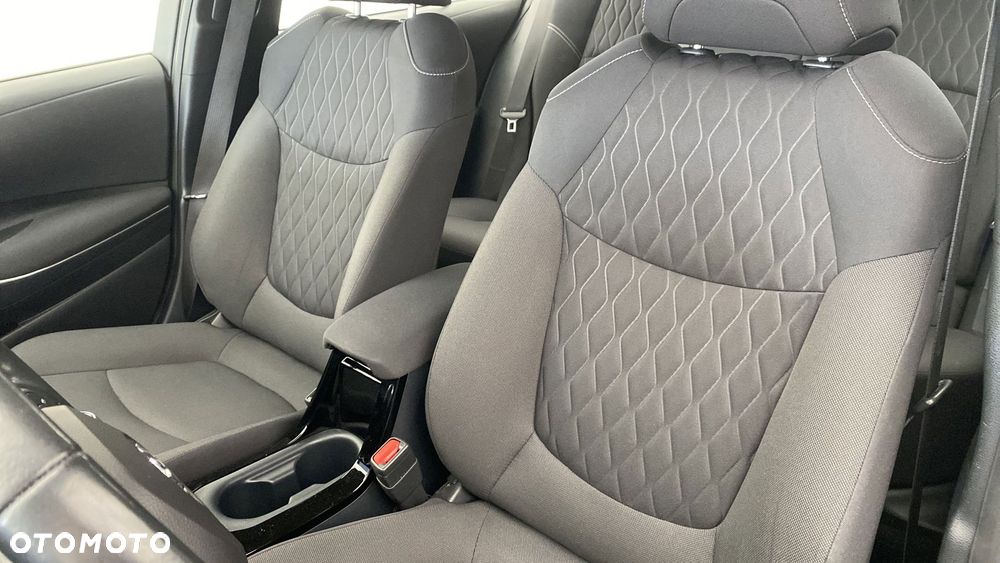 Toyota Corolla 1.6 Comfort - 11