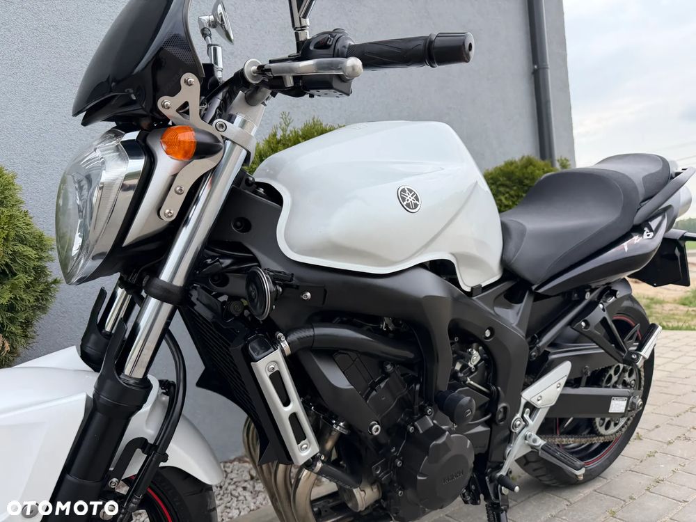 Yamaha FZ - 30