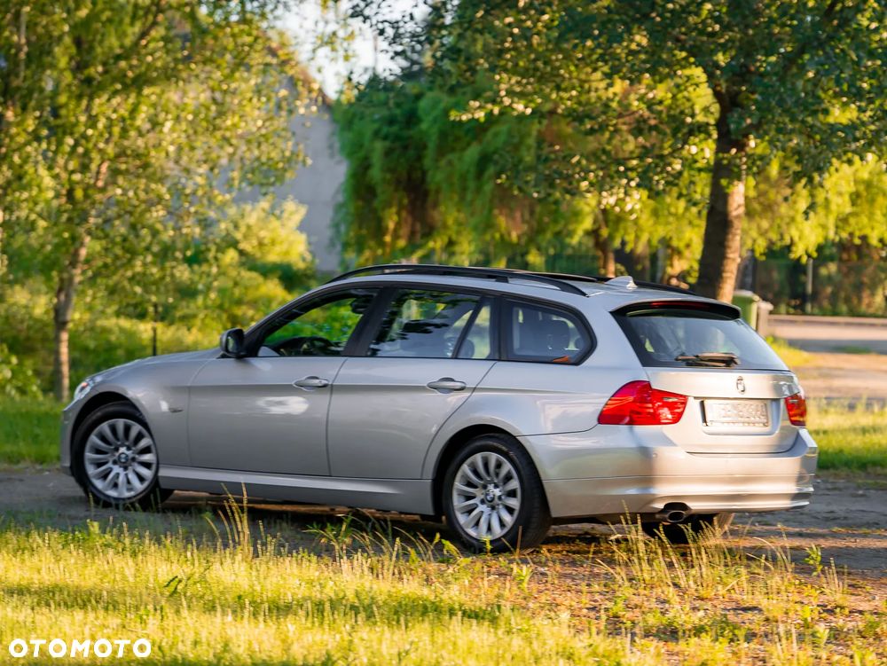 BMW Seria 3 318i Edition Lifestyle - 6
