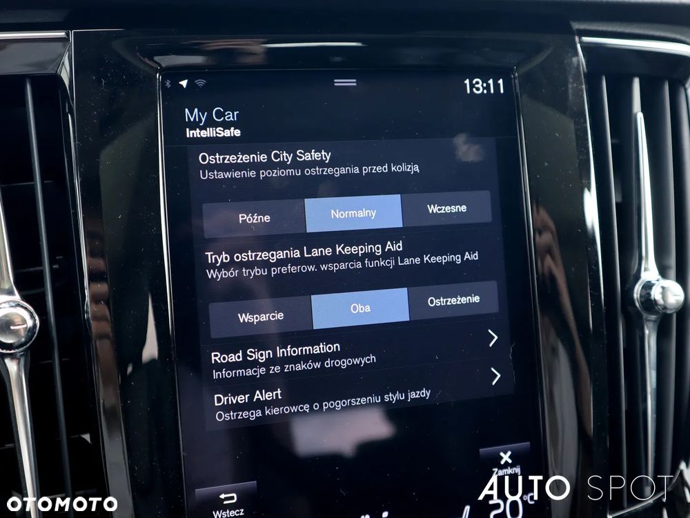 Volvo V90 T8 AWD Plug-In Hybrid Inscription - 27