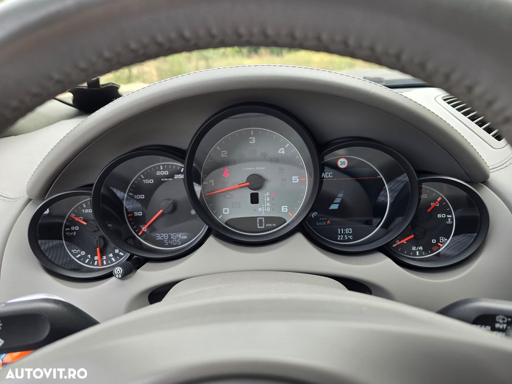 Porsche Cayenne 4.1 V8 S TipTronic - 15