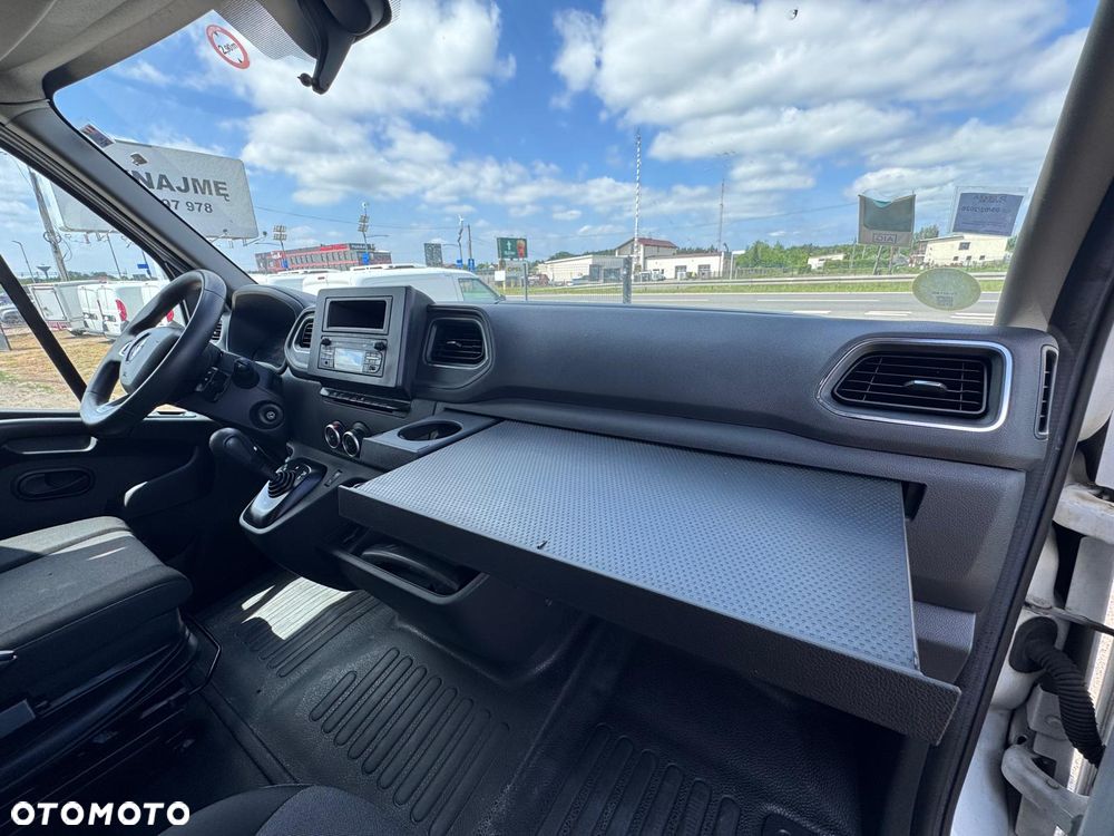 Renault Master 2.3 / Kontener / Koniowóz / Kamper / Kurier (581) - 16