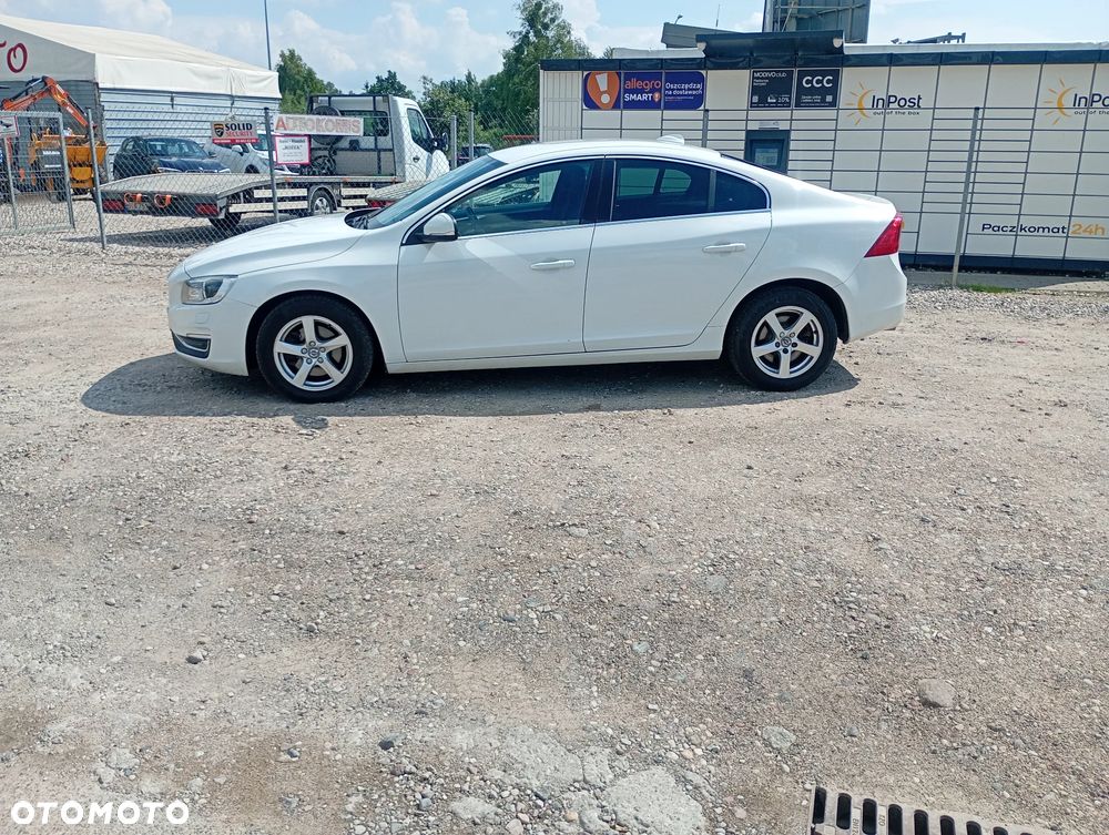 Volvo S60 D3 Geartronic Momentum - 7