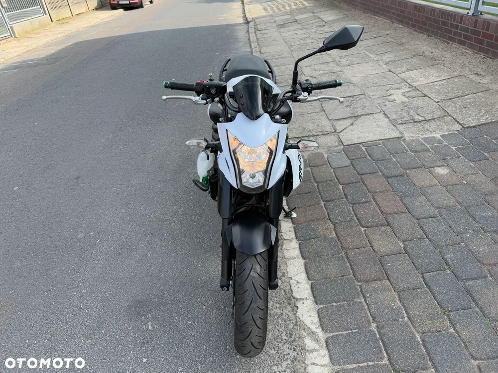 Kawasaki ER - 2