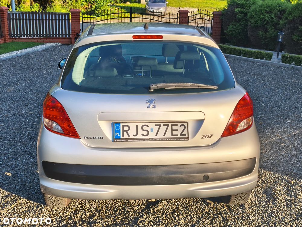 Peugeot 207 - 7