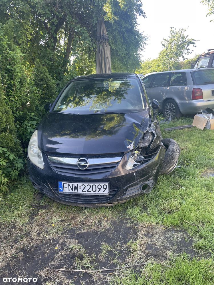 Opel Corsa - 1