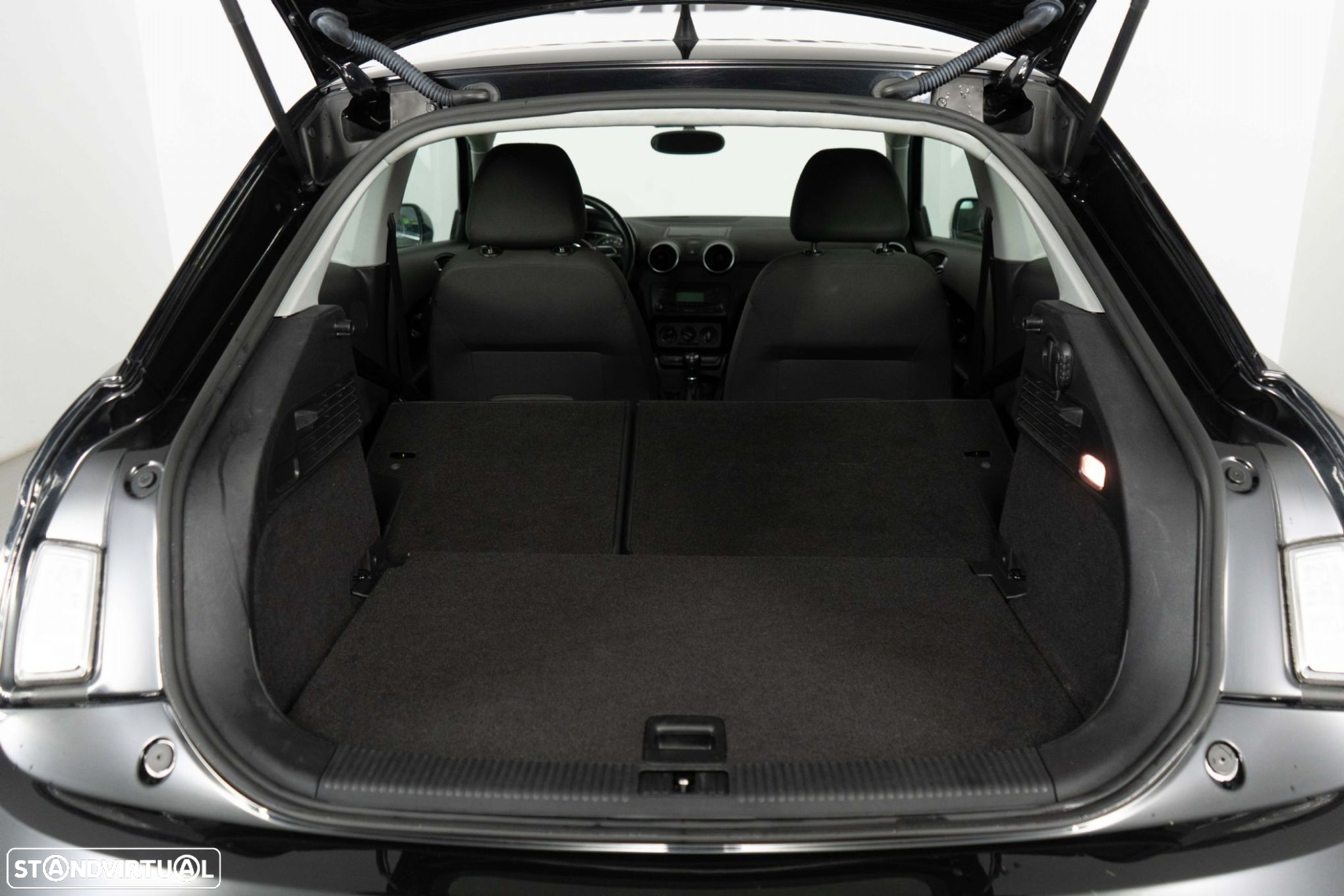 Audi A1 1.2 TFSi Advance - 13