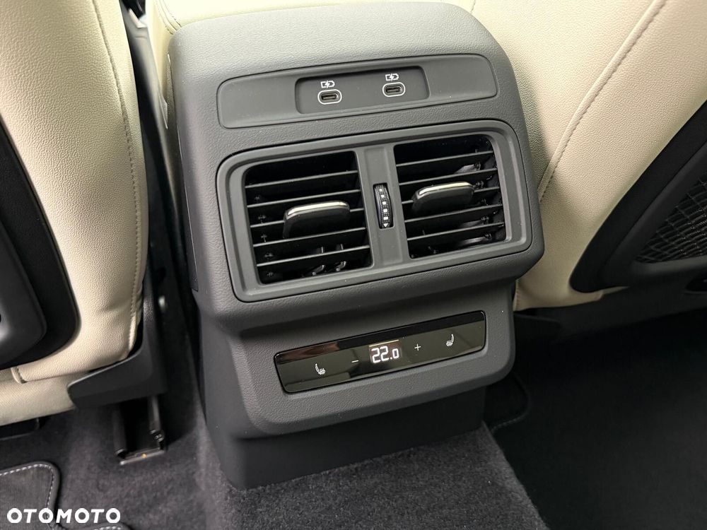 Audi Q5 Sportback - 22
