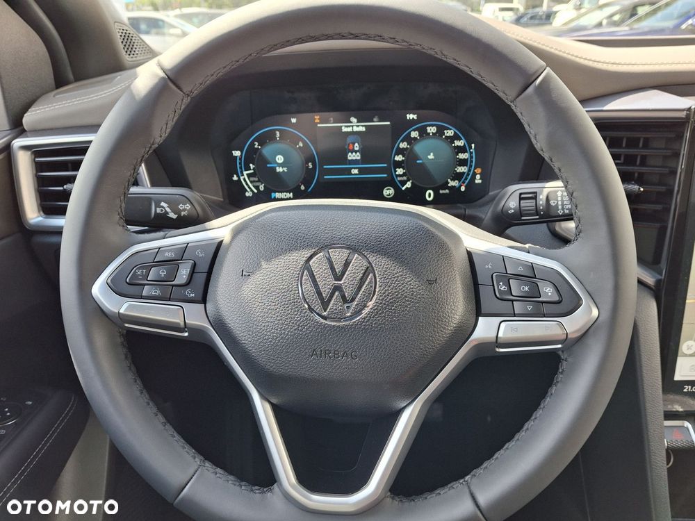 Volkswagen Amarok - 26