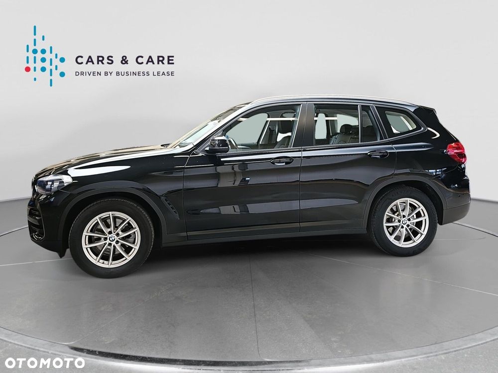 BMW X3 sDrive18d - 33