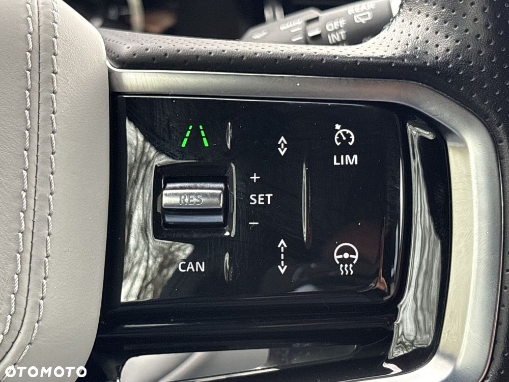 Land Rover Range Rover Evoque 2.0 D200 mHEV R-Dynamic SE - 16