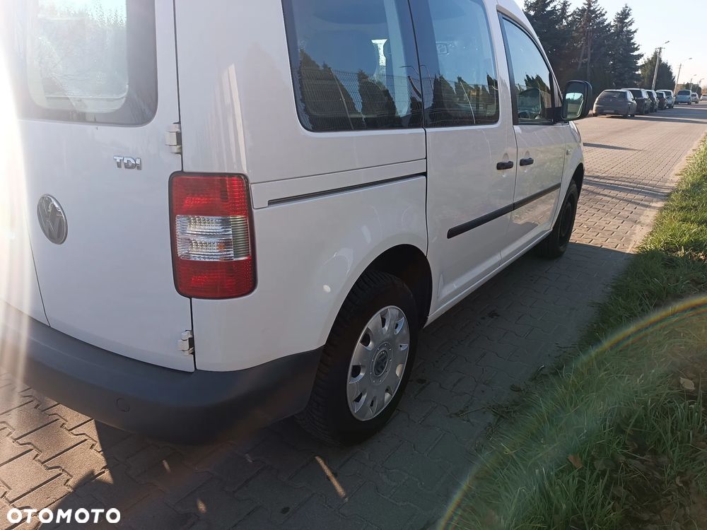 Volkswagen Caddy - 26