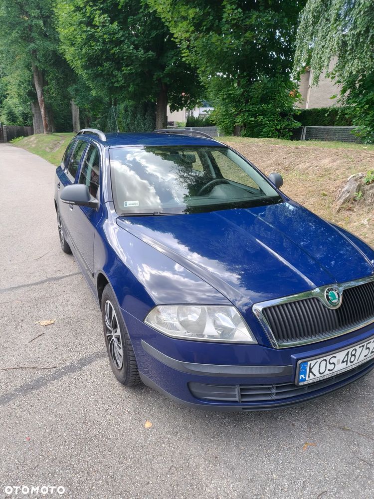Skoda Octavia 1.6 Tour Classic - 2