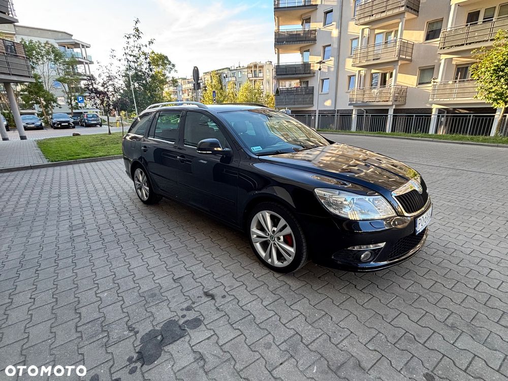 Skoda Octavia 2.0 TFSI RS DSG - 6