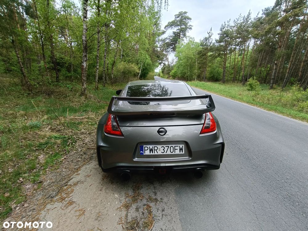 Nissan 370 Z - 12